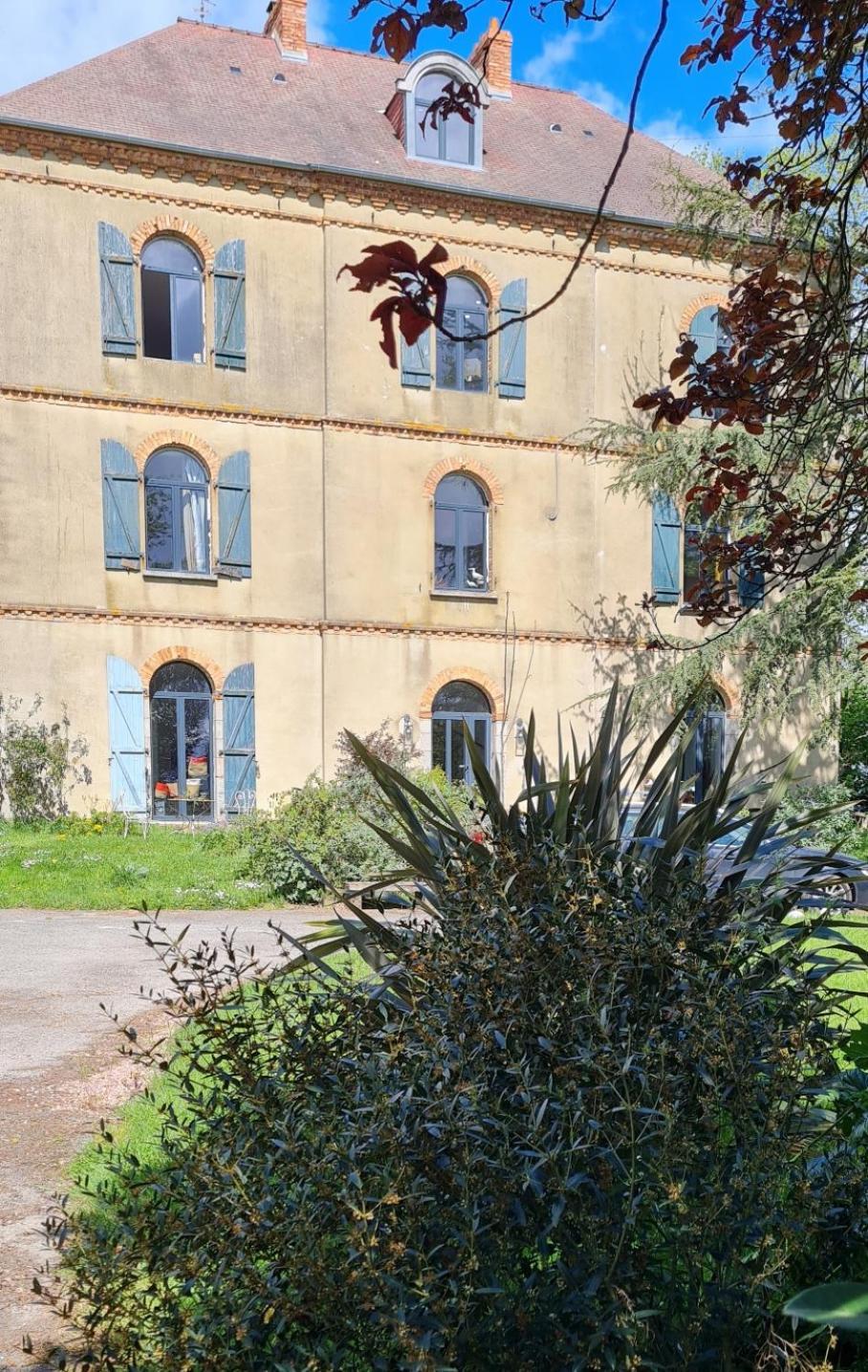 Manoir Du Haut Jusse Vezin-le-Coquet Extérieur photo